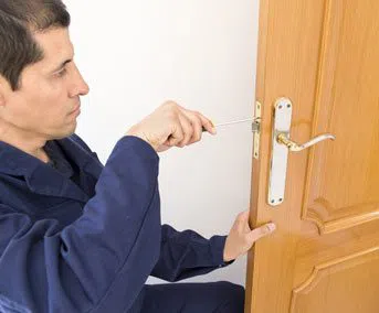 Golden Locksmith Services Glen Ellyn, IL 630-475-7286 Golden Locksmith Services Glen Ellyn, IL 630-475-7286 - 1-Locksmith-Service