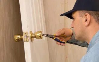 Golden Locksmith Services Glen Ellyn, IL 630-475-7286 Golden Locksmith Services Glen Ellyn, IL 630-475-7286 - 2-Cheap-Locksmith